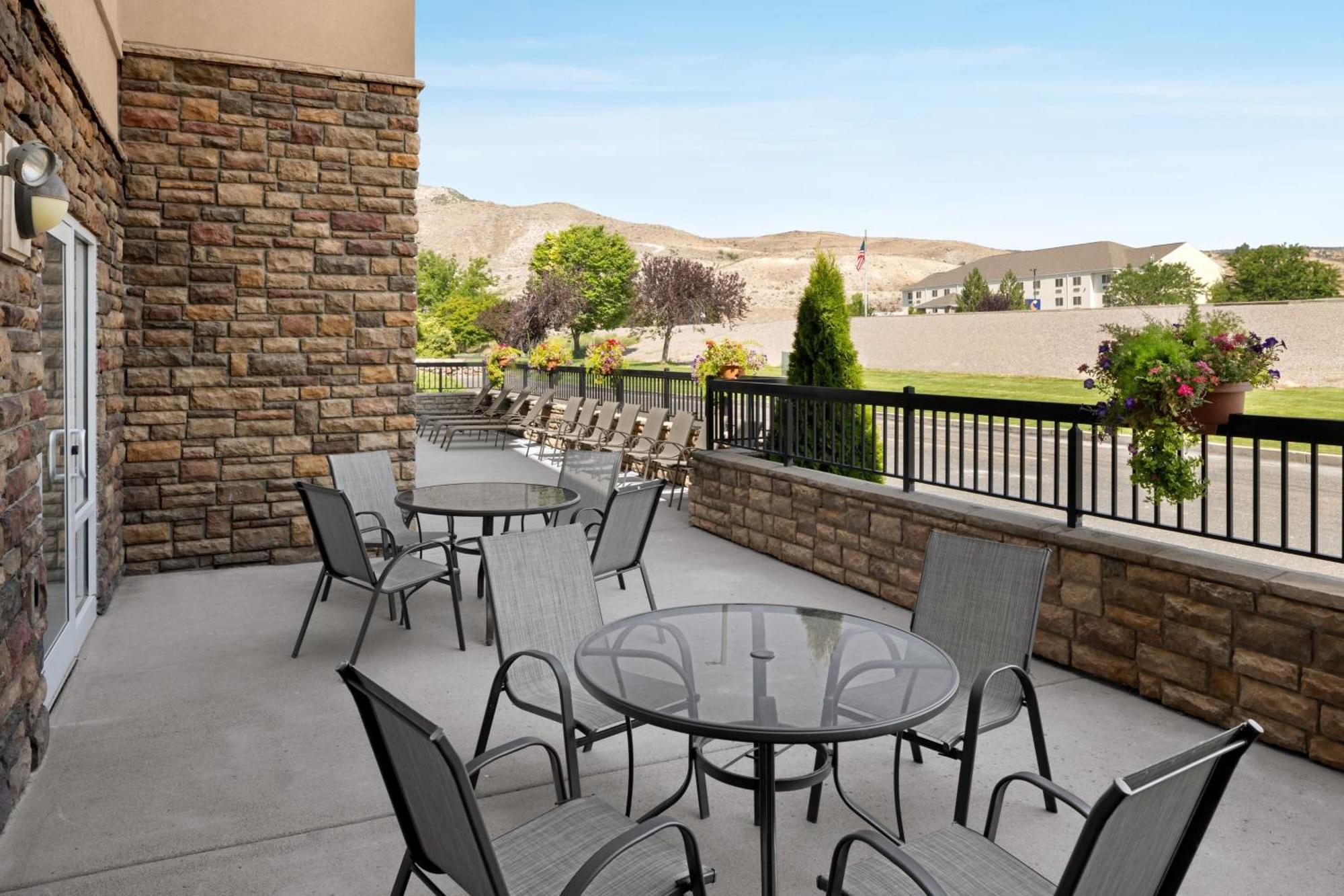Fairfield Inn & Suites ריצ'פילד מראה חיצוני תמונה