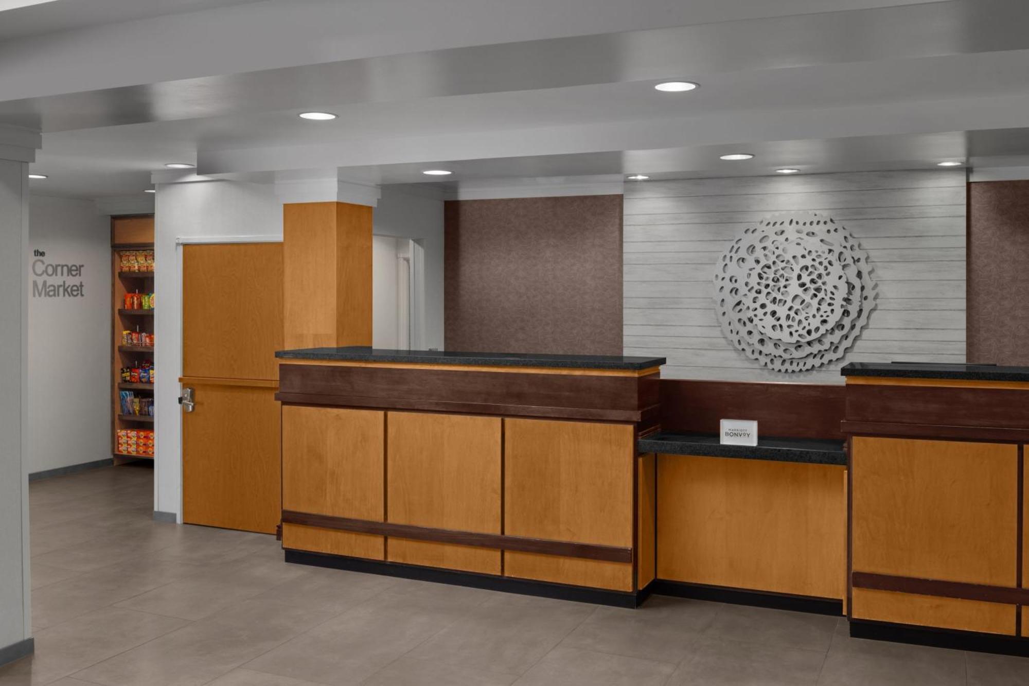 Fairfield Inn & Suites ריצ'פילד מראה חיצוני תמונה